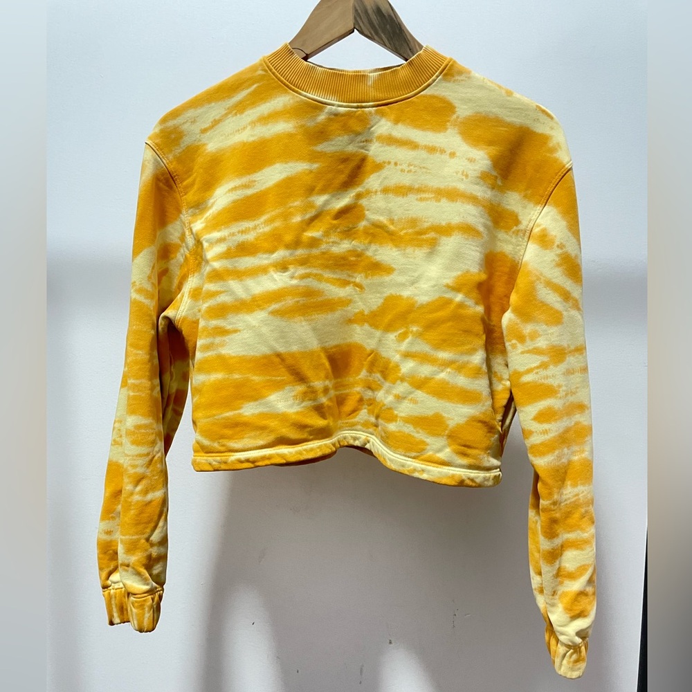 APPARIS Yellow/Orange Tie-dye cropped crew neck sweater